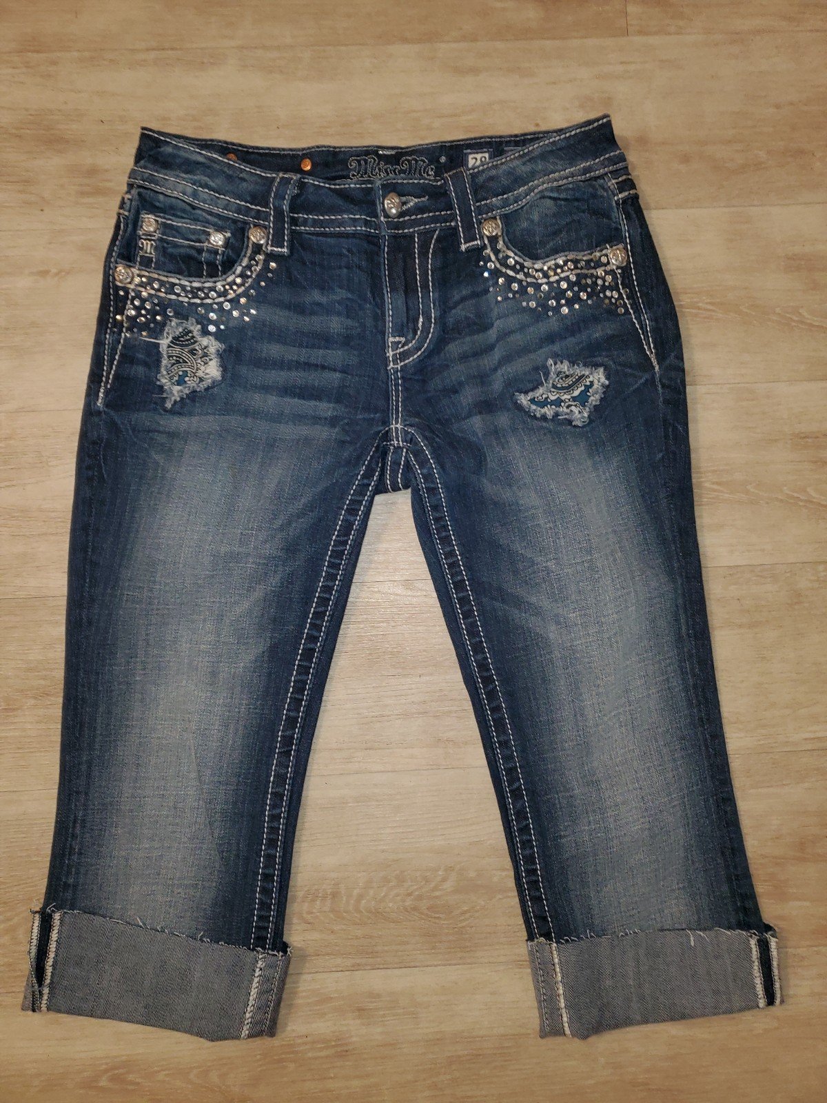 Gorgeous Miss Me Capris, size 28. NEW Condition, Too Small for Me. jDlx1EqvP all for you