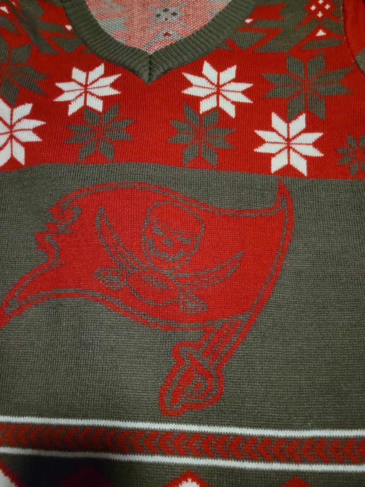 large discount Tampa Bay Buccaneers womens Christmas sweater Ht3HOJZm4 for sale