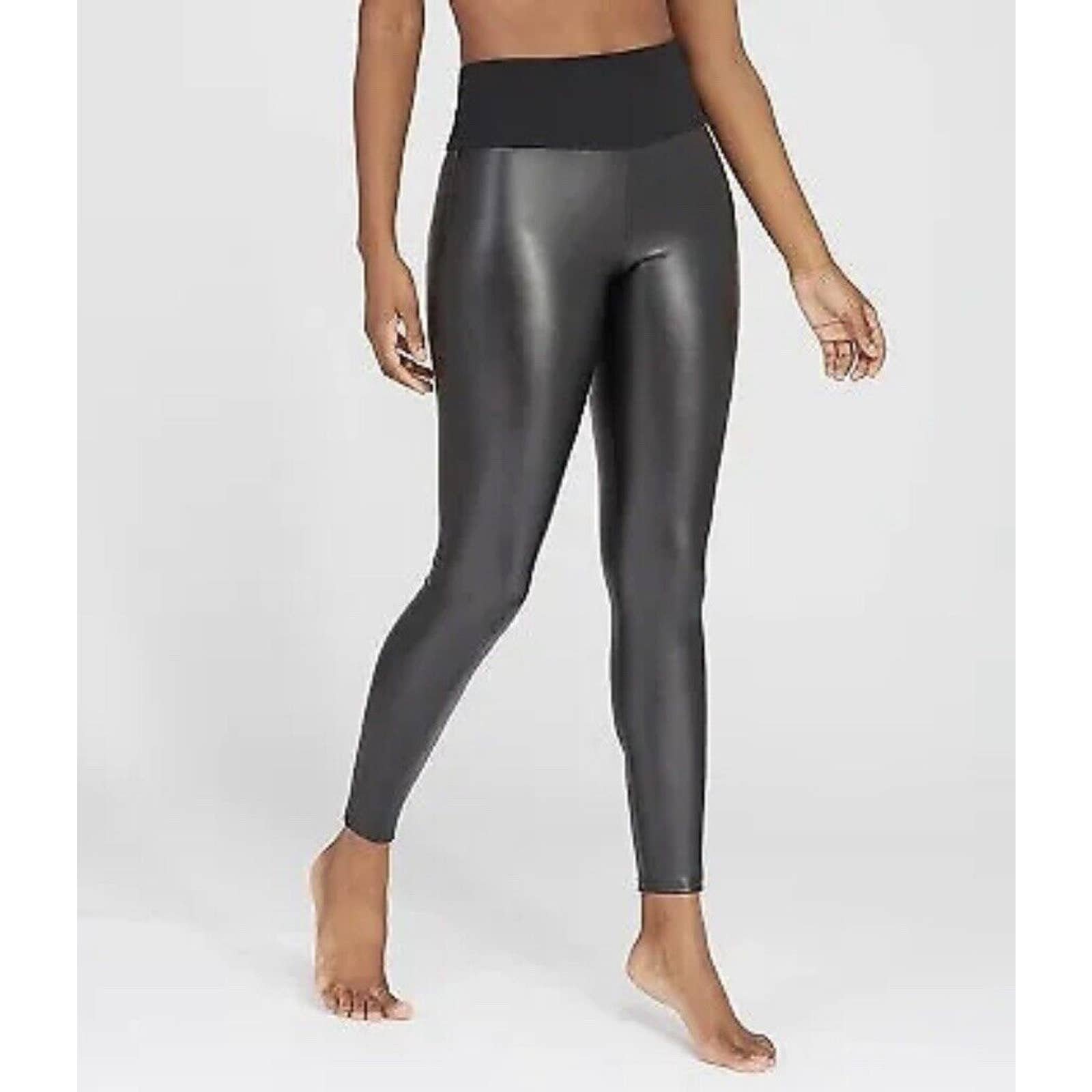 high discount SPANX Assets All Over Faux Leather Leggings 20258R Very Black Size small PMFjnSv5h well sale
