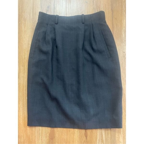 Factory Direct  Ann Klein Size 6 Skirt Gray 100% Pure W