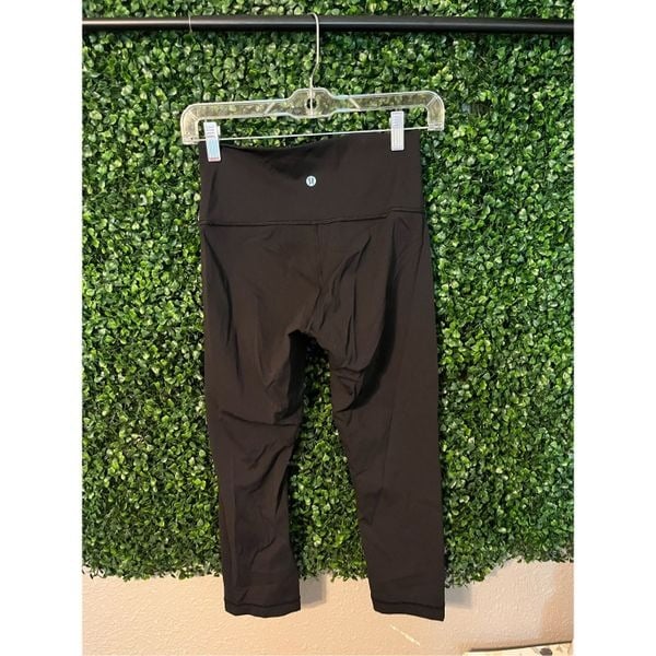 cheapest place to buy  Lululemon Black Cropped Leggings Size 6 jdGGHjclA for sale