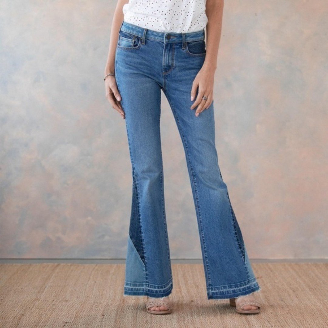 reasonable price Driftwood Jeans Cleo Besties Flare Patchwork Inset Boho Denim Women’s Size 30 h8JsJiUuP Fashion