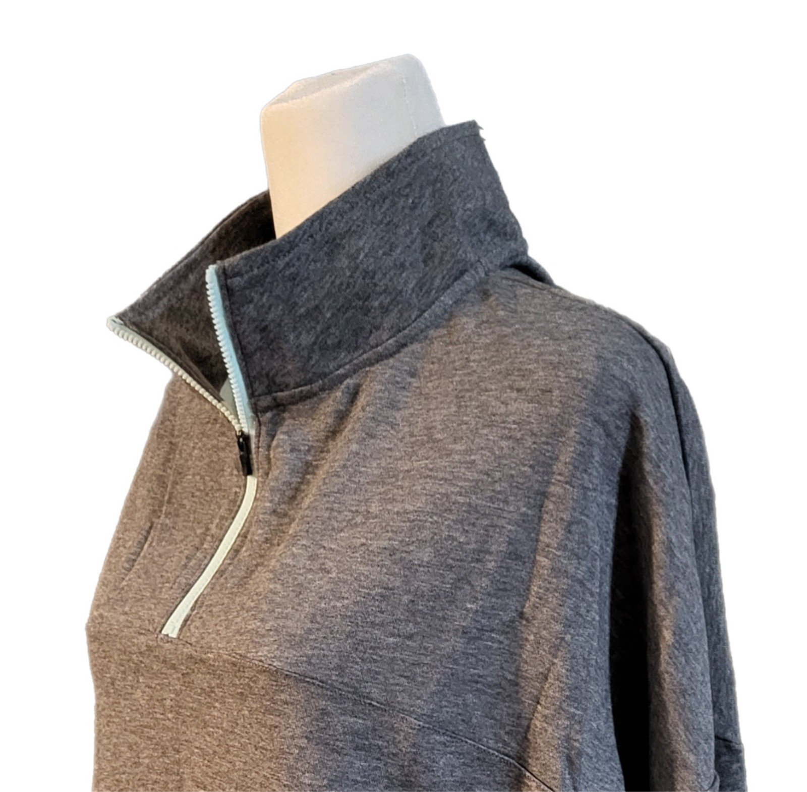 Simple New Xersion 1/4 zip high collared color block, pullover jacket sweatshirt Sz 0x JtEplrW3W Fashion