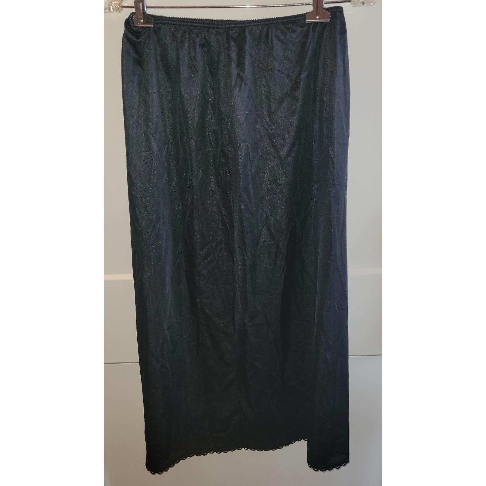 cheapest place to buy  VTG Warners Perfect Measure Black Midi Slip Skirt Sz L FTRpVxQbJ Counter Genuine 