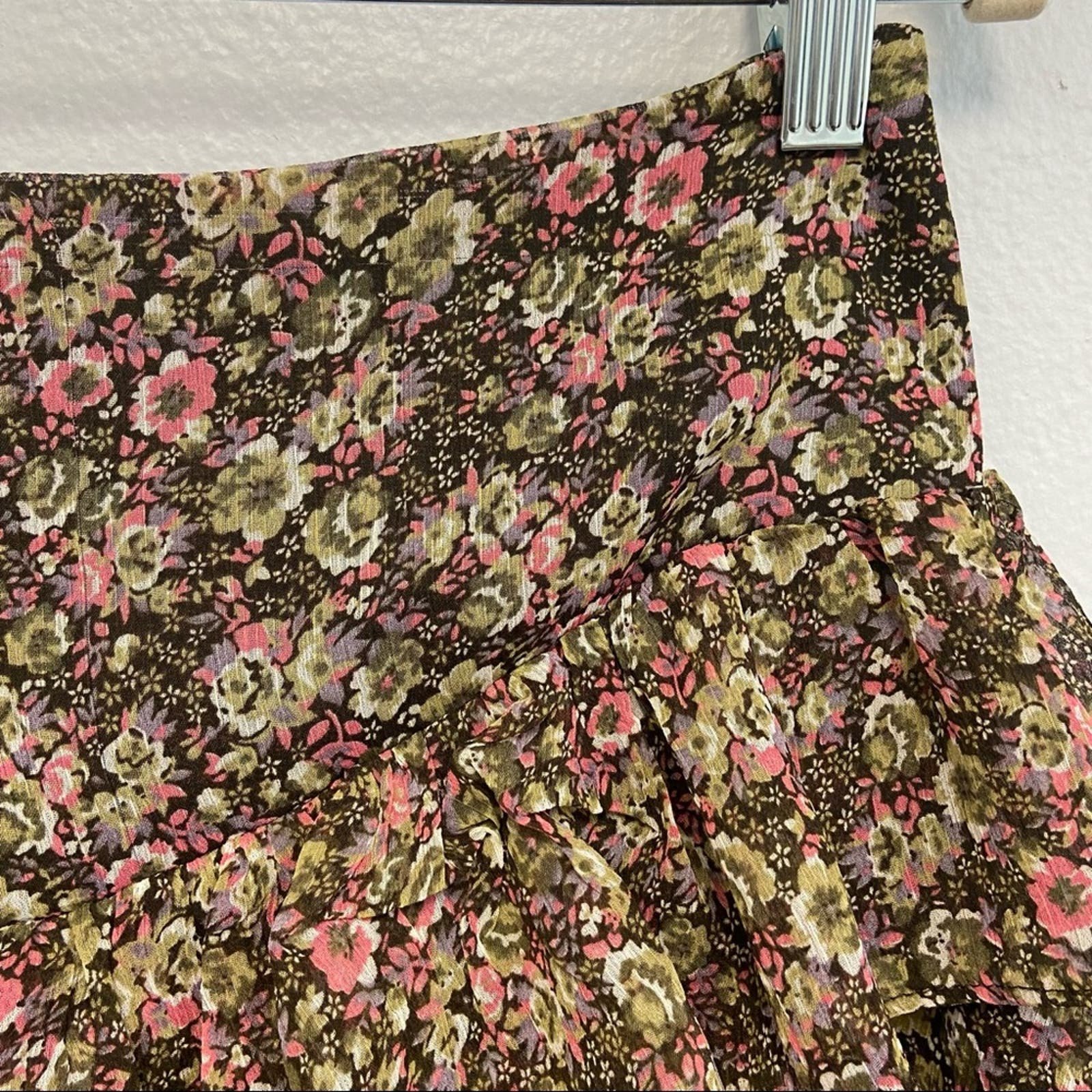 High quality New Walter Baker Becca Ruffled Floral Print Mini Skirt in Tawny Forest Size 8 lrVFBhzo4 best sale