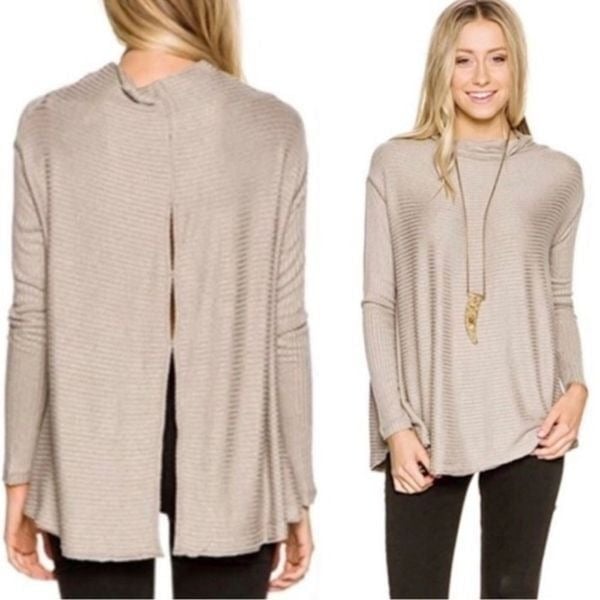 The Best Seller We the Free Lover Gray Ribbed Thermal S