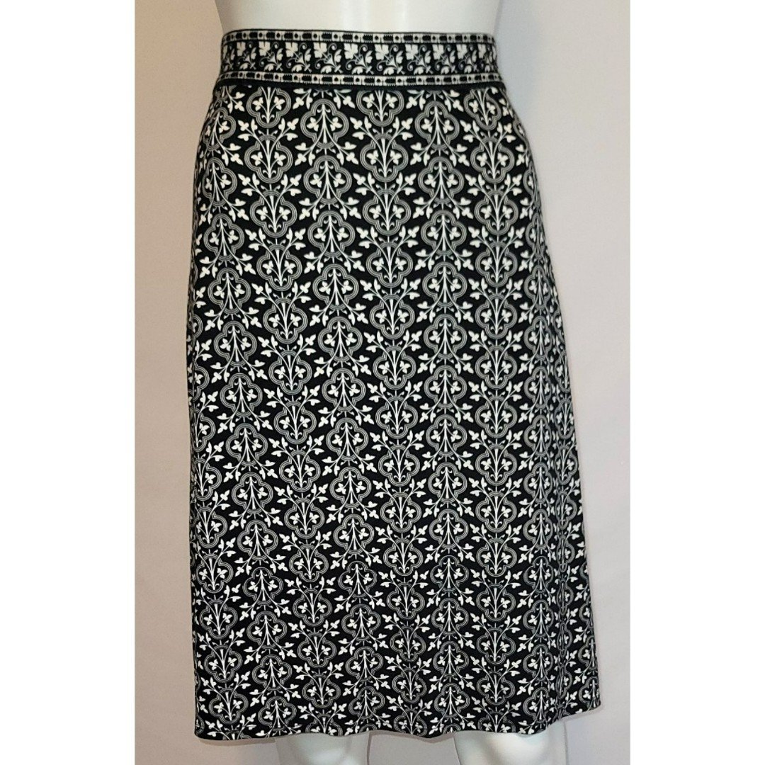 Exclusive Max Studio Patterned Knit Pull-On Skirt Size 