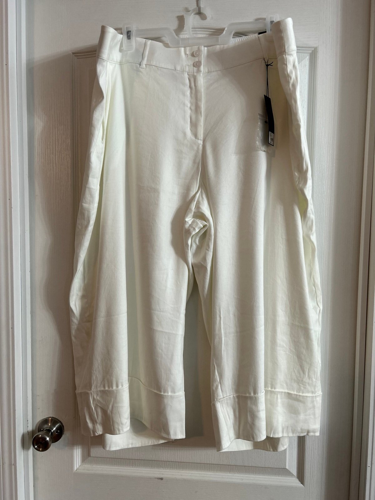 where to buy  Lane Bryant Capris The Lena Size 28 New With Tags G7fvVmj8r Store Online