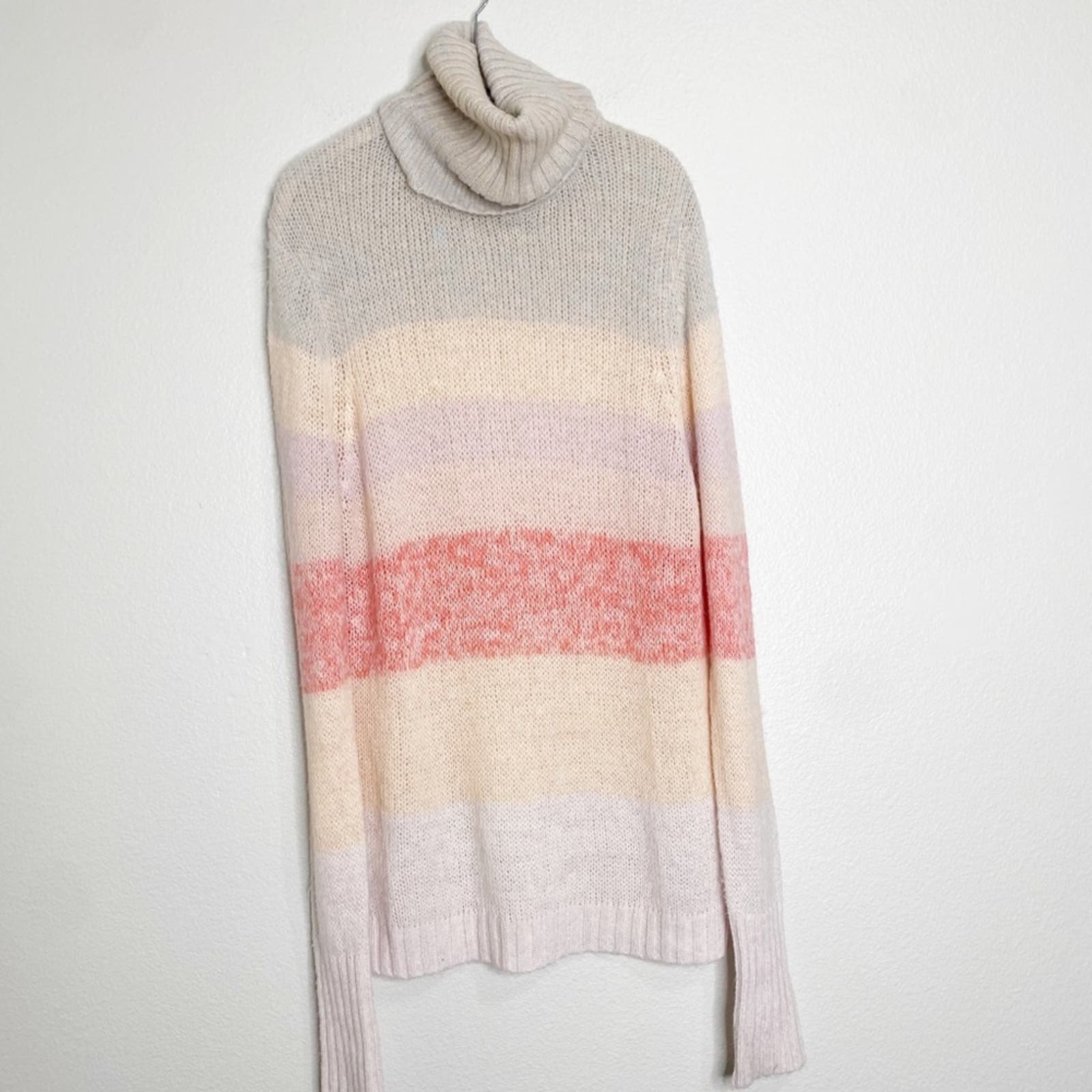 Factory Direct  wildfox white label knit turtleneck swe