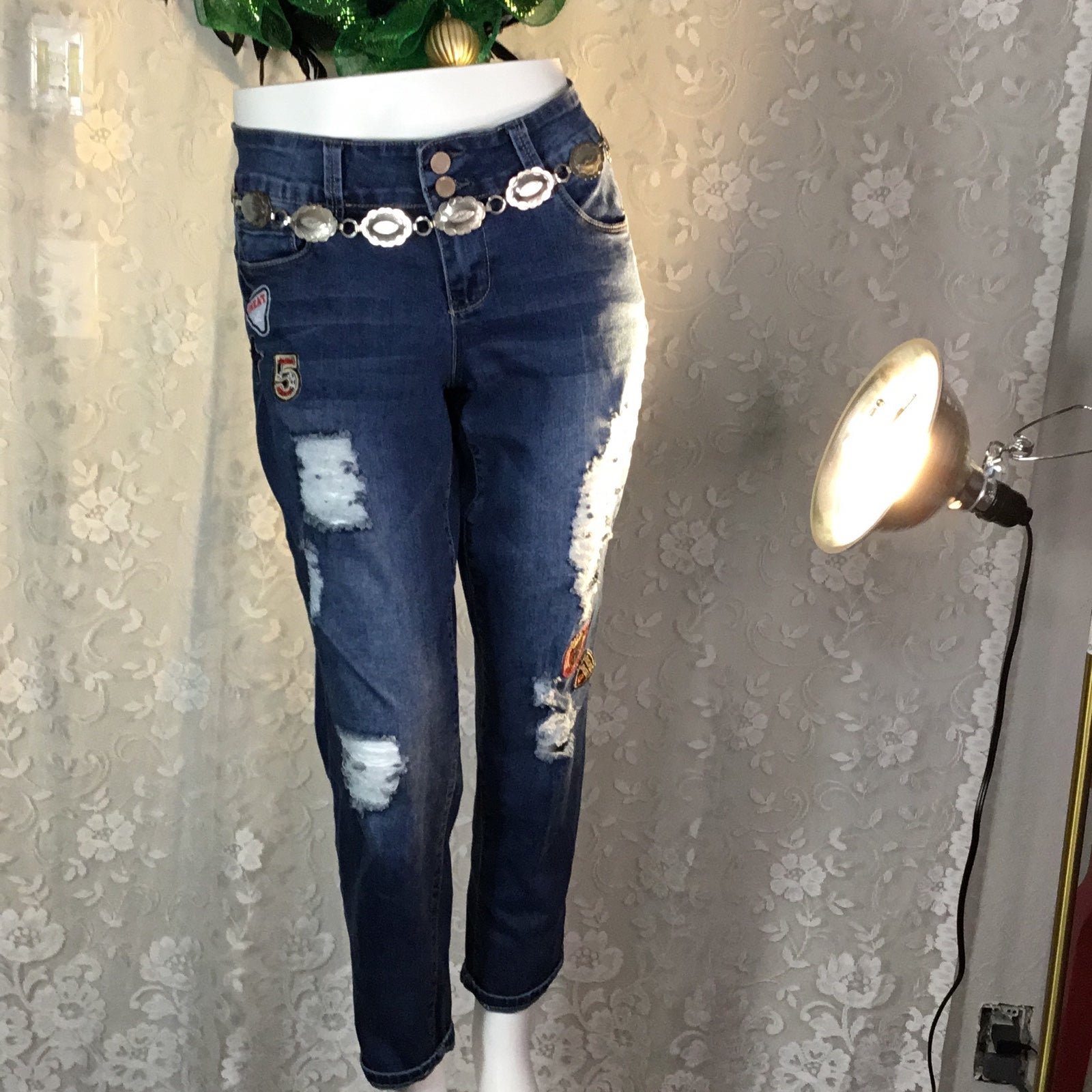 large selection YMI           DISTRESSED  JEANS  WITH ASSORTED PATCHES jVVlpEXvW Online Shop