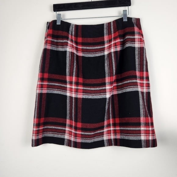 Simple Talbots Wool blend Plaid lined Skirt Size 12 n4L
