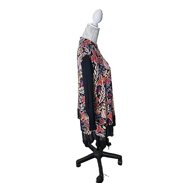reasonable price Kate and Mallory black floral tunic Shark Bite Hem Long Sleeve top, size XL OySqIy8Ct US Outlet