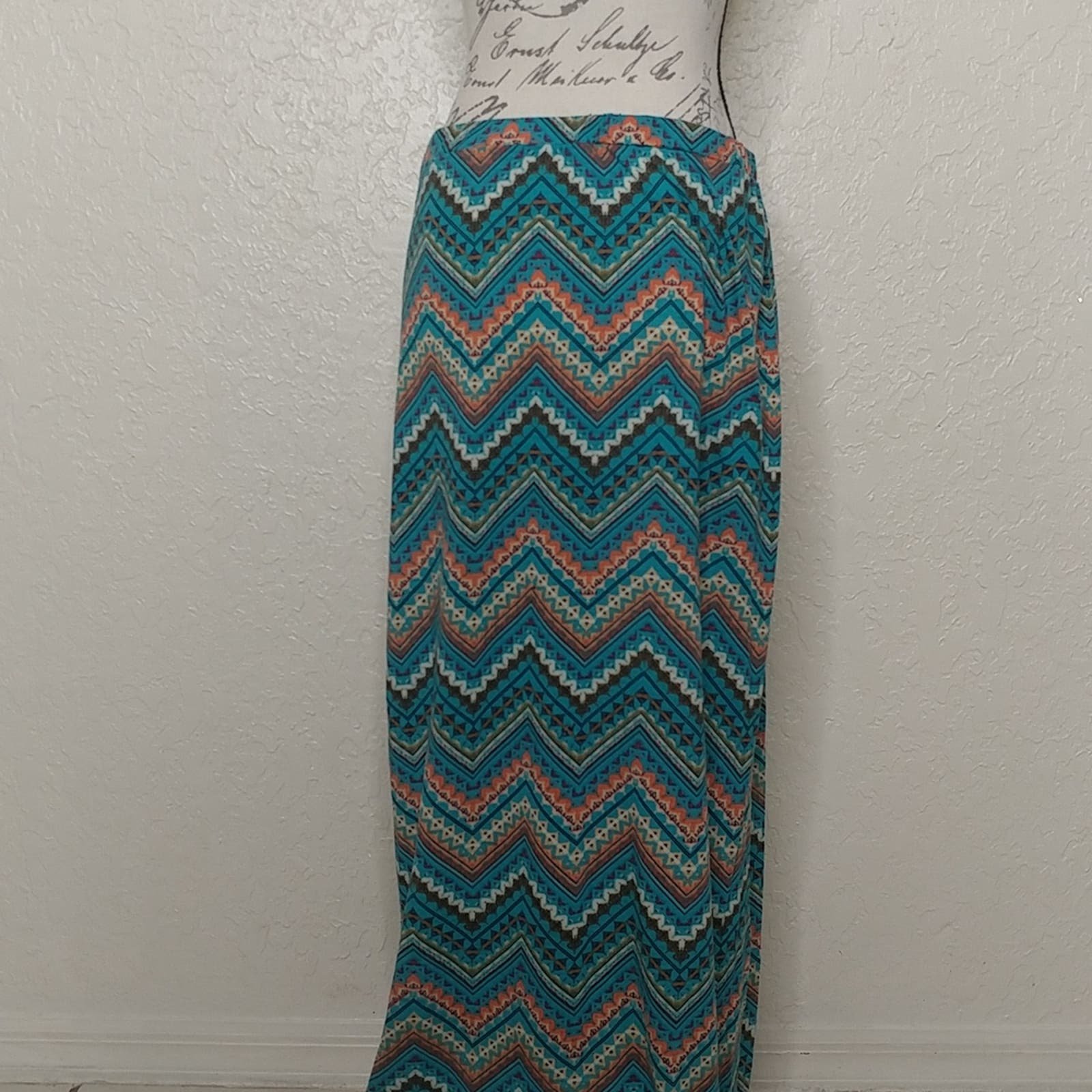 Exclusive Lily Star Maxi Skirt Size XL nAaol65my Fashion