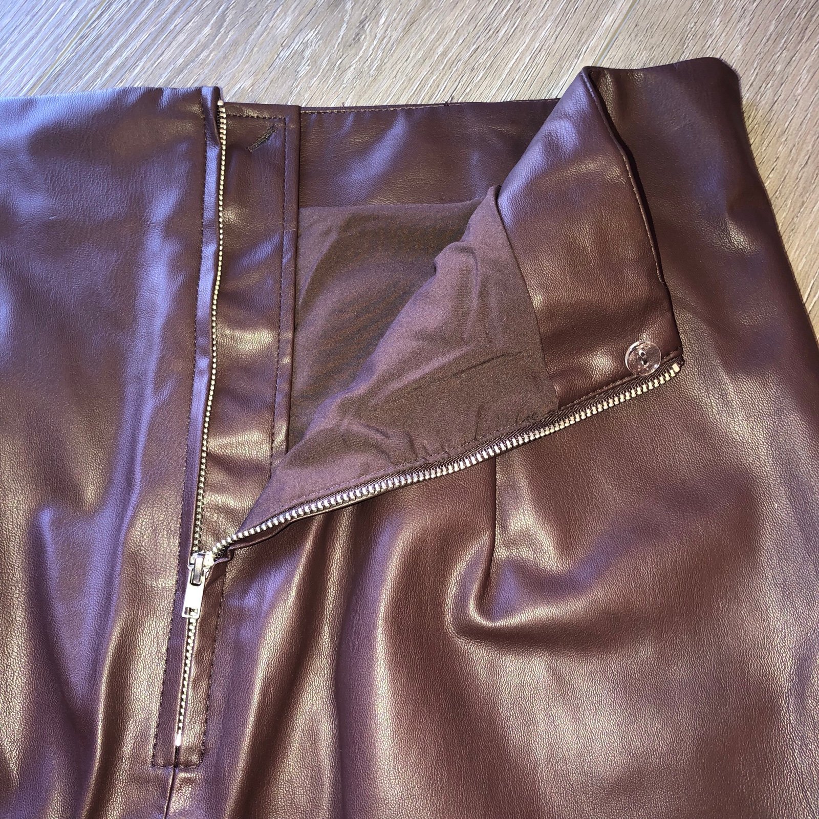 save up to 70% H&M Faux Leather Skirt Burgundy Size 12 OQegClTO4 Buying Cheap