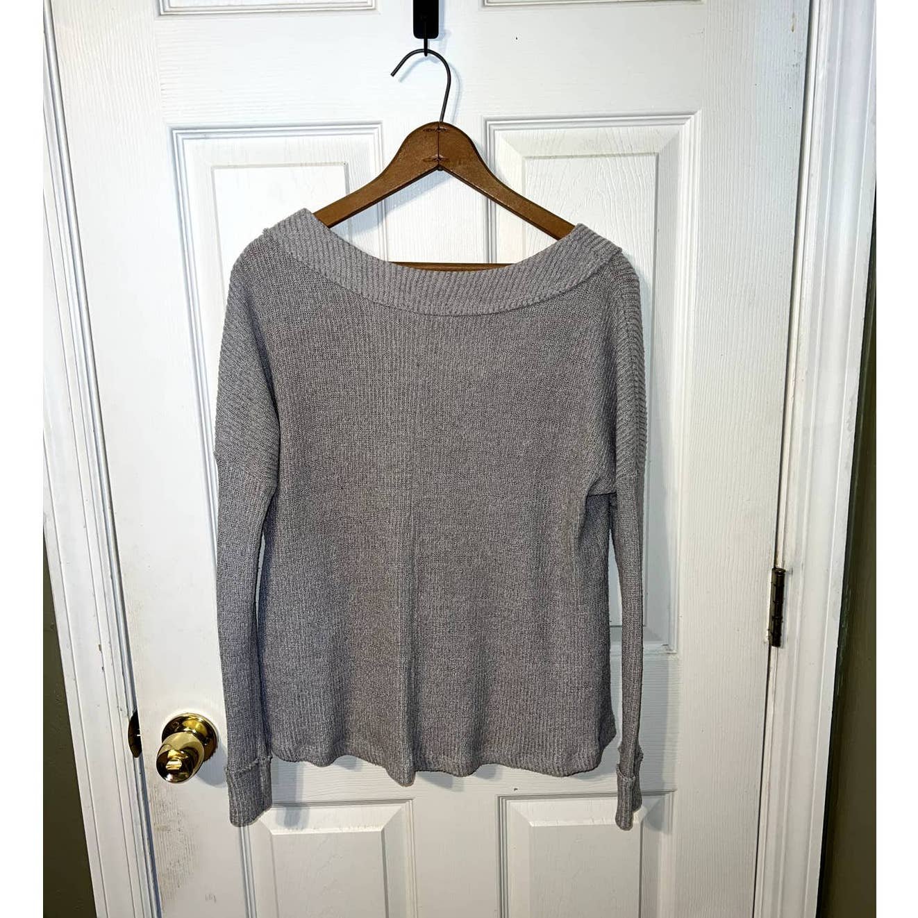 good price Altar´d State gray vneck knit sweater size M N6ljBbwvo Wholesale
