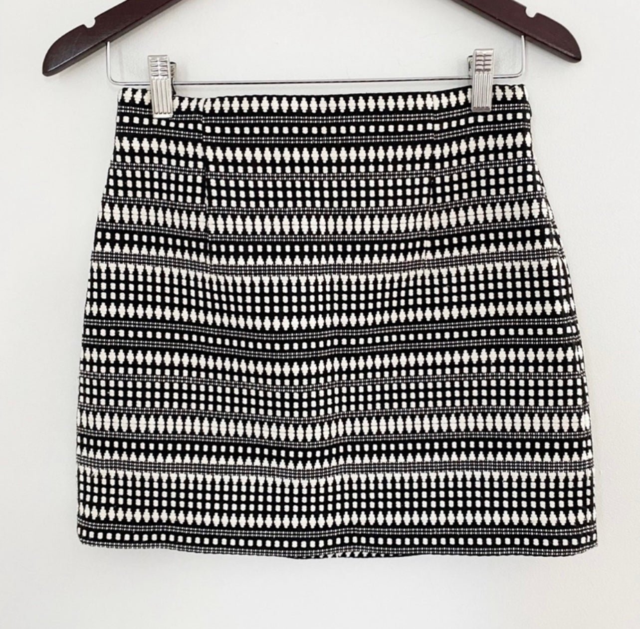 Perfect Zara Polka Dot Striped Side Zip Contemporary Mini Skirt Sz S in Black & White KoXIGeO5t US Sale