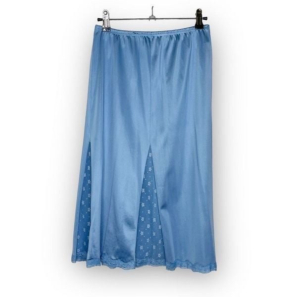 Exclusive Vintage Vanity Fair Blue Nylon Lace Trim Slip Skirt Size Small KeNGDeTRs Low Price