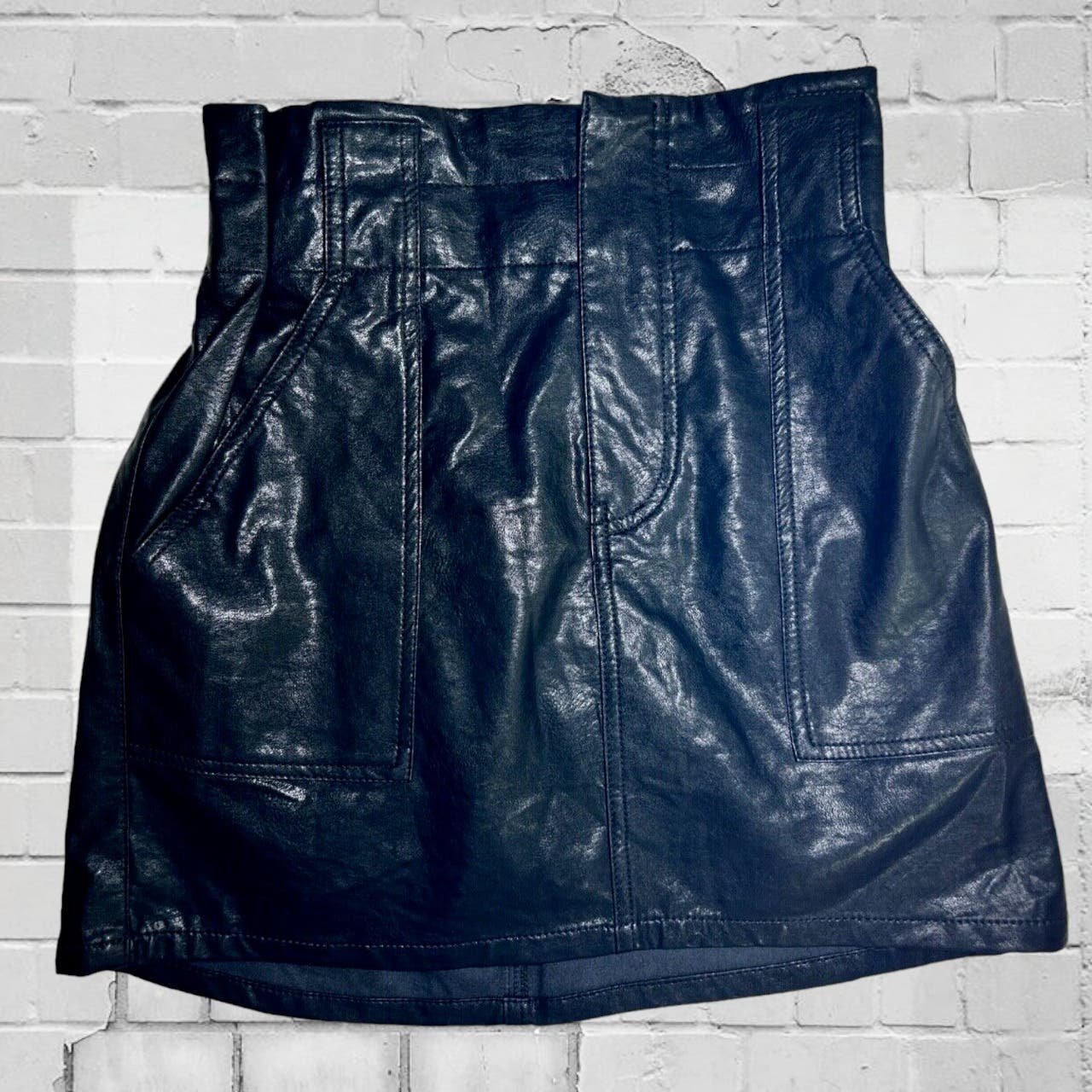 Discounted Black Mini Skirt Faux Leather Size Small by 