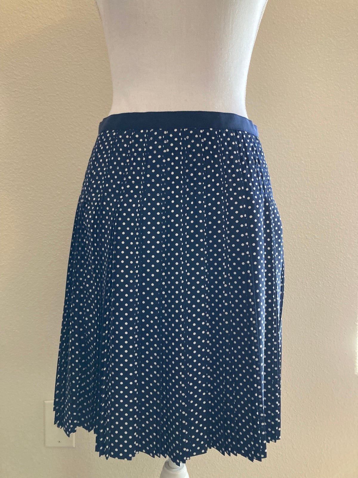 Exclusive J Crew Navy Blue White Polka Dot Stitched Dow