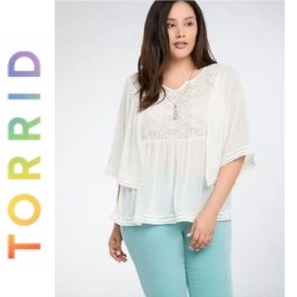 save up to 70% Torrid 2016 Ivory Embroidered Cape Sleev