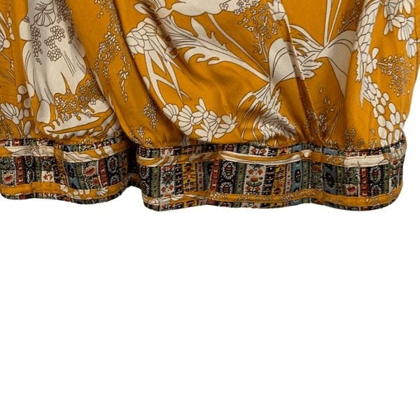 Custom TIny Women´s size Medium Petite Yellow Boho Floral Surplice wrap pullover top JJSF8IhAL New Style
