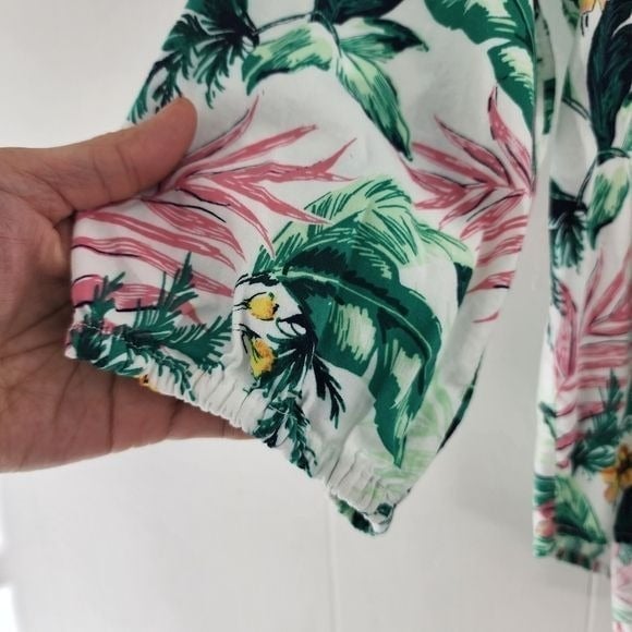 The Best Seller Loft Cotton V neck Long Sleeve Tropical Floral Blouse Women´s L JyplbRfLl best sale