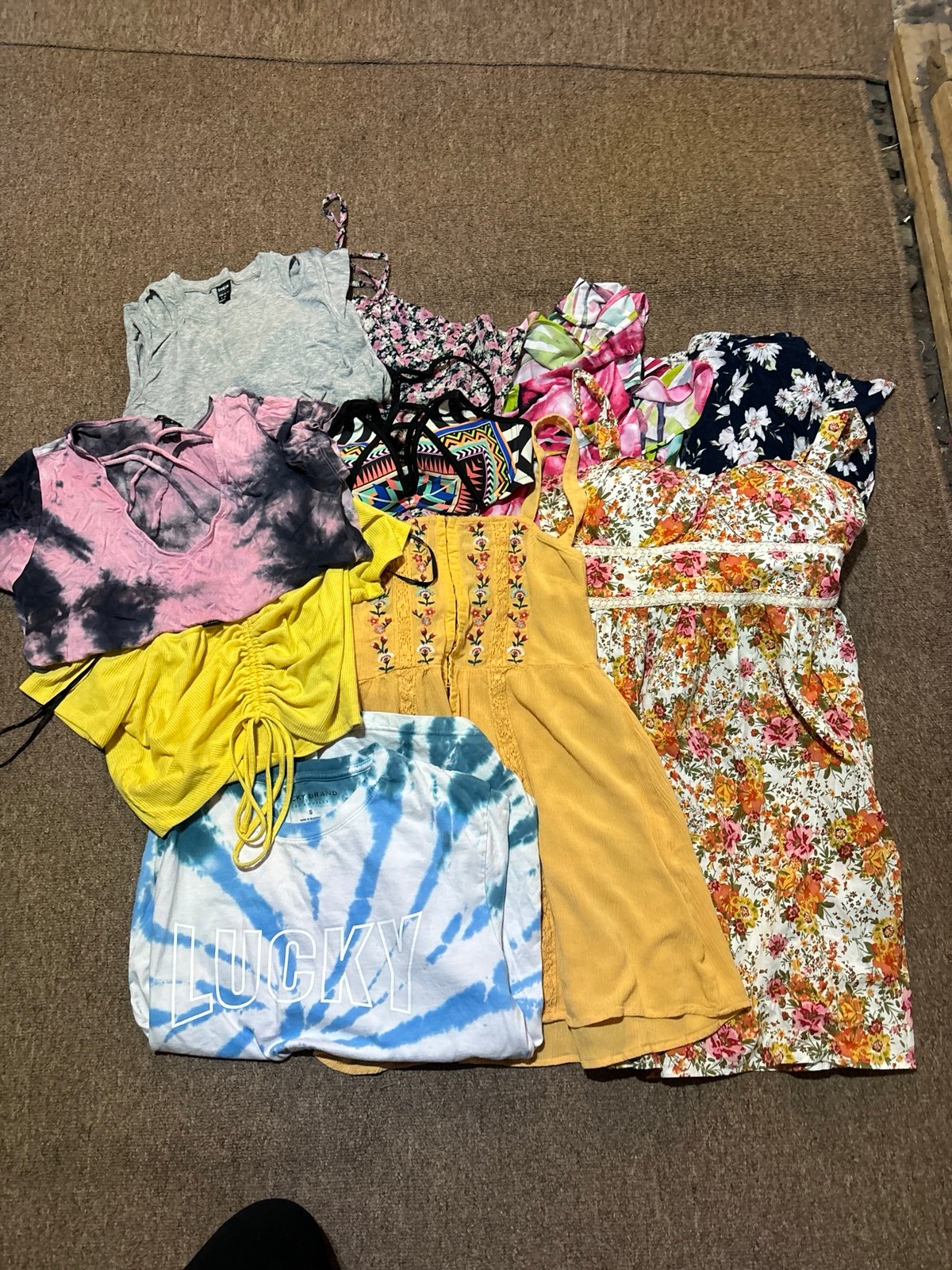 Nice Women’s Small Spring Clothing Lot Forever21 Lucky 