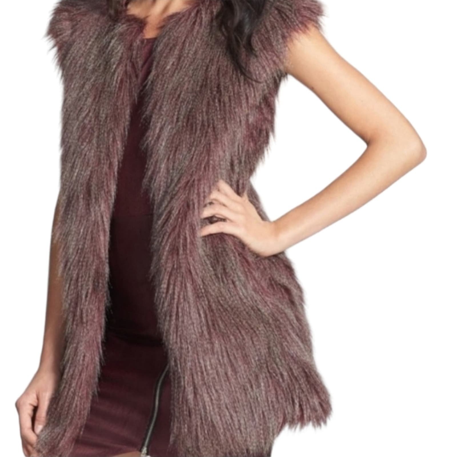 reasonable price NWT Romeo & Juliet Couture faux fur st