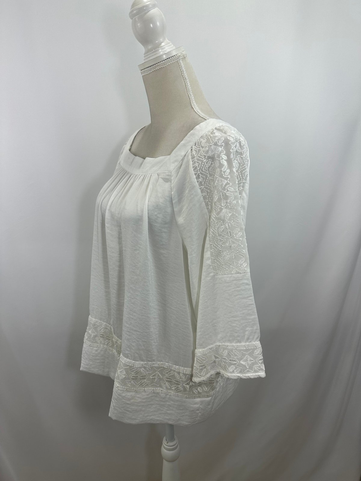 The Best Seller Adiva White Crushed Satin Lace Blouse Size L PRGehzvF2 Outlet Store