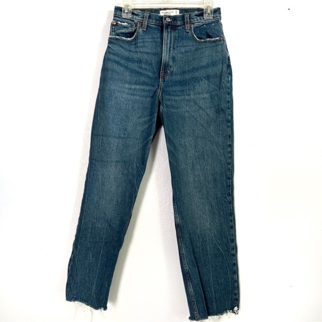 Promotions  Abercrombie & Fitch Curve Love Ultra High Rise 90s Straight Leg Jeans - 28 / 6 L OGsqqFLZR on sale