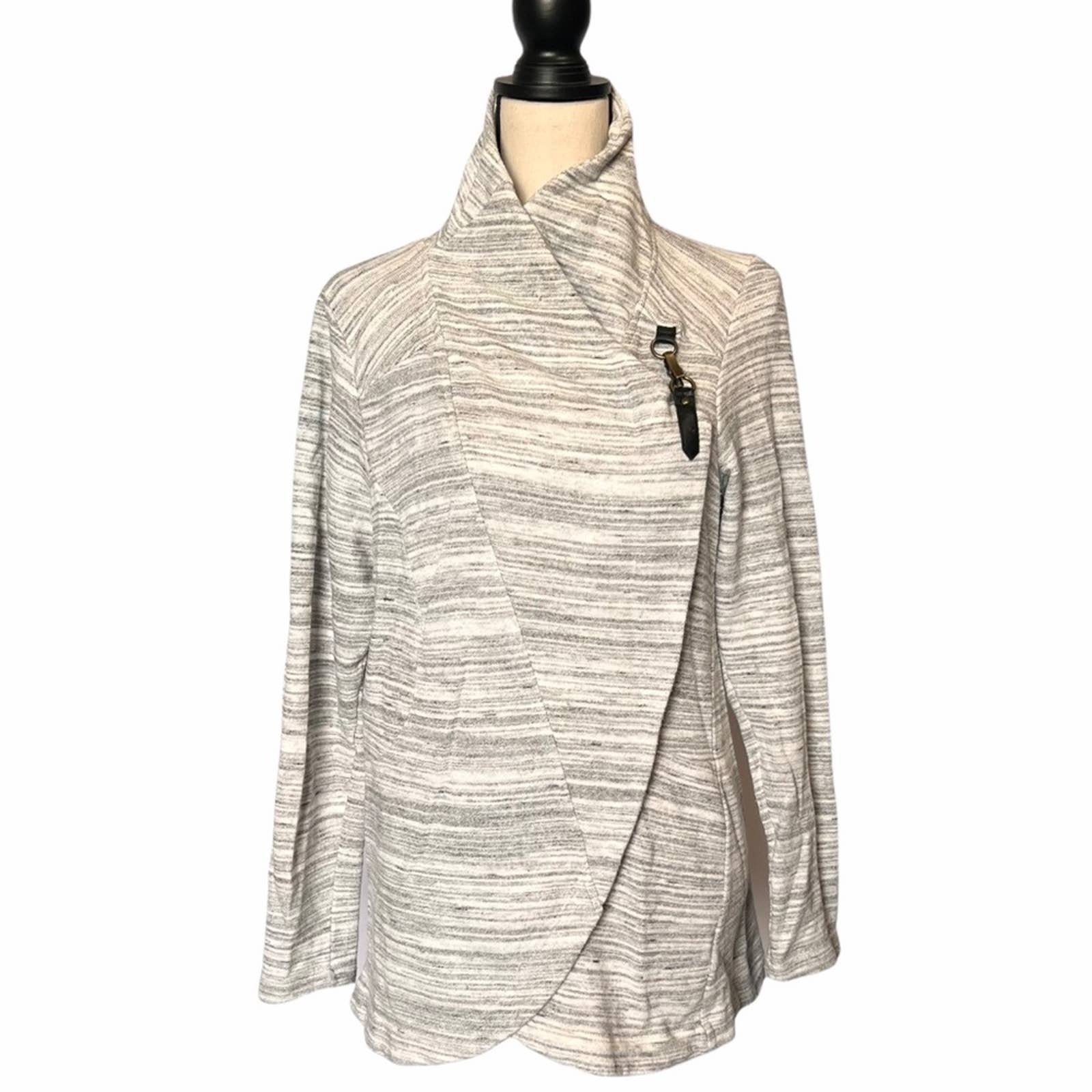where to buy  Maurices wrap sweater/ cardigan. Size 1 o