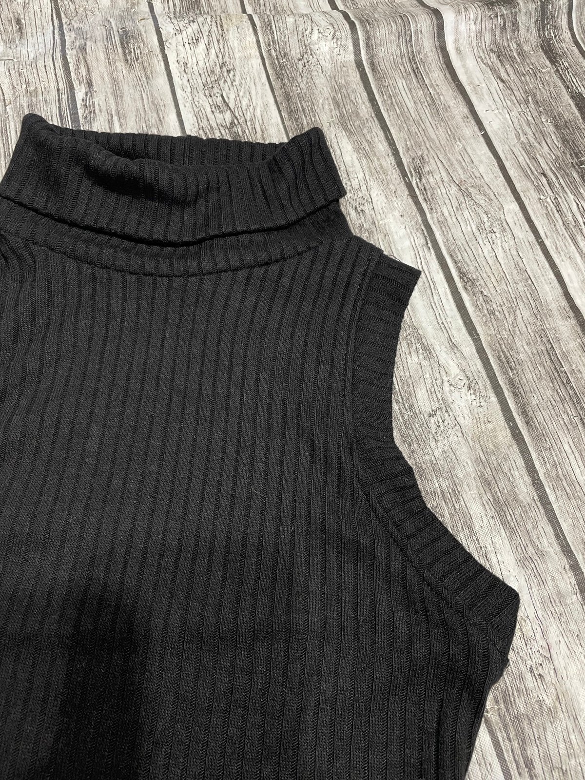 The Best Seller Ladies small Bozzolo black ribbed sleeveless knit top with turtle neck excellent PdETj2fhm Counter Genuine 