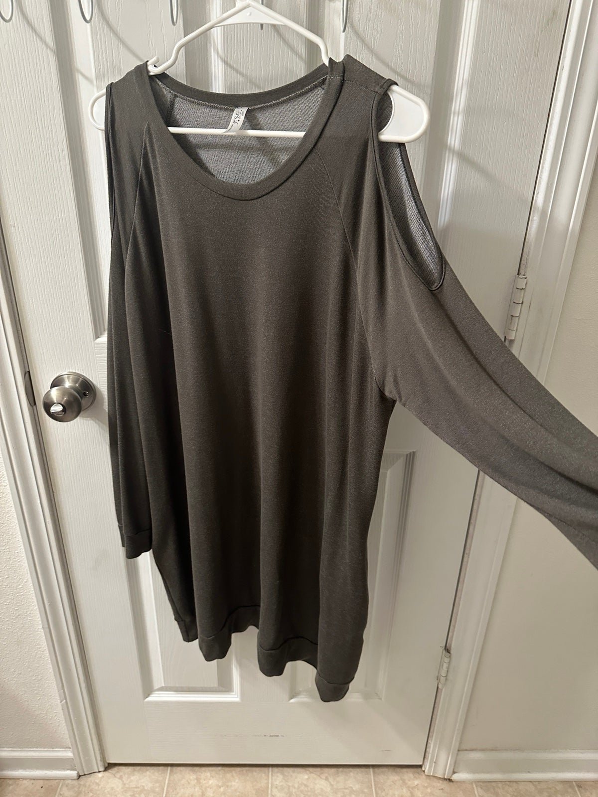 Wholesale price XL shoulder cut out dress / tunic long 