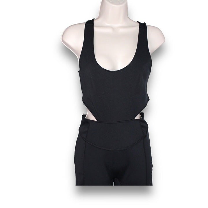 Gorgeous Free People Movement Activewear Back It Up Jumpsuit in Black Size Small KJMBfreqE Great