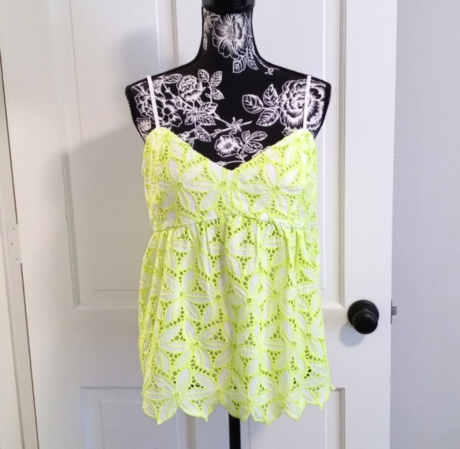 Wholesale price SIZE 14 NWT HTF Lilly Pulitzer - Mellie Top PhUG3VIze well sale