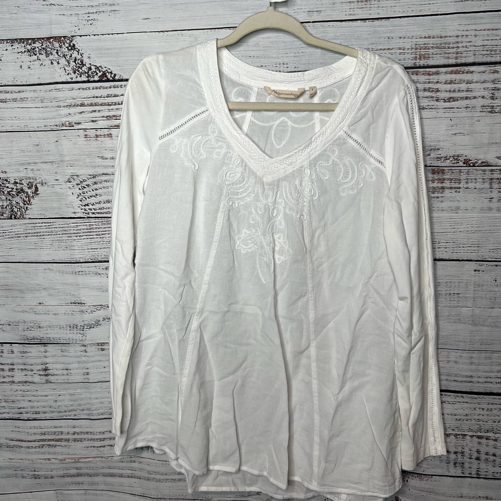 Comfortable Soft Surroundings White Embroidered Long Sleeve Cotton V Neck Tunic Sm K6LBO22Iw Hot Sale
