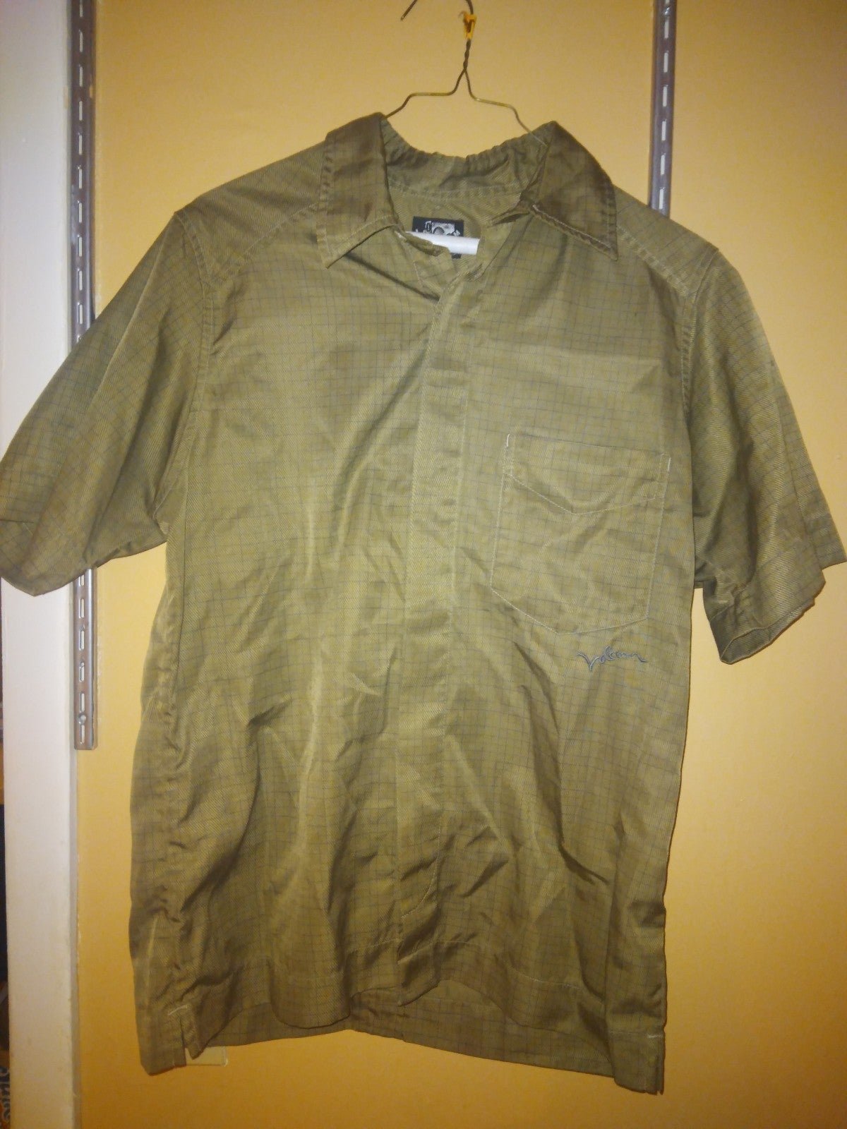 Wholesale price Vicom brand olive color shirt LH7Ghs8iz well sale