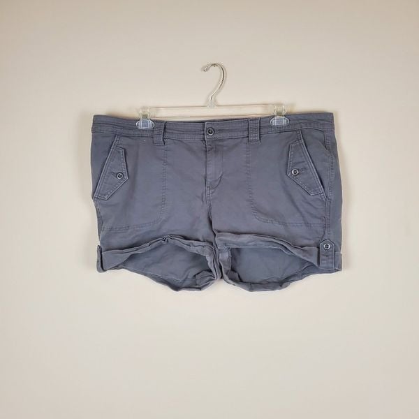 Classic Torrid Fast At Fit Gray Chino Shorts Size 22 omFUrEubI Outlet Store