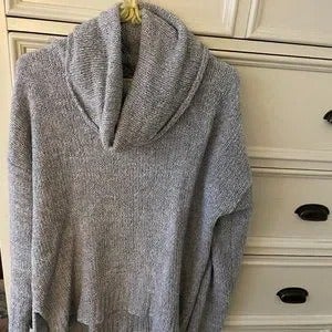 Authentic BB Dakota Women´s Cowl Neck Sweater Gray