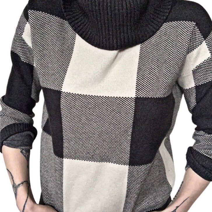 Beautiful Tahari White & Gray Cowel Mock Neck Plaid Sweater JC0ORWWjM Discount