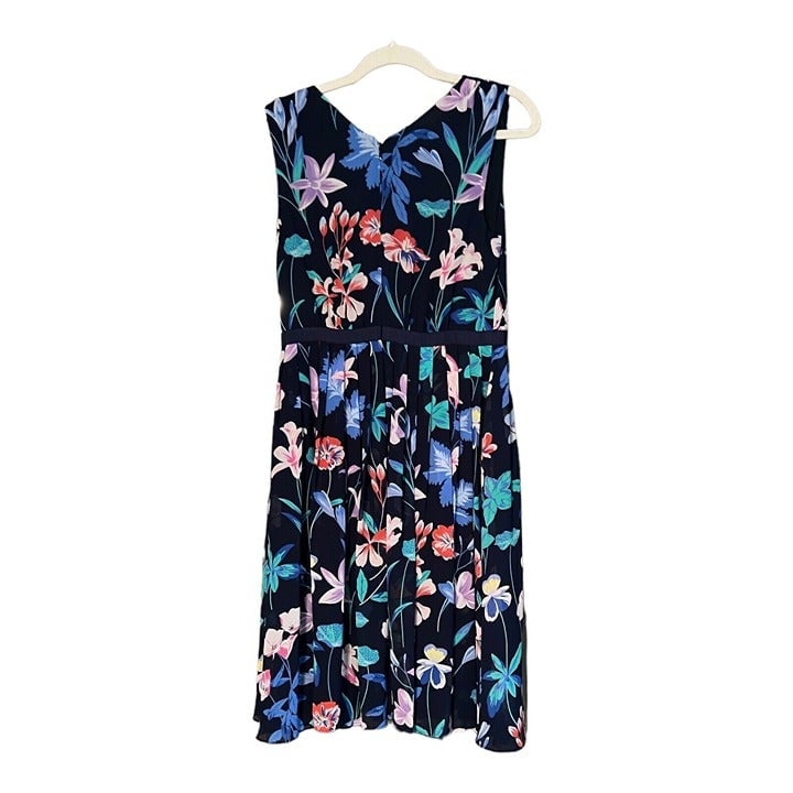 the Lowest price Talbots Floral Sleeveless Lined Dress Pleated Fit Flare Size 6 Petite PgXK3REMs Store Online