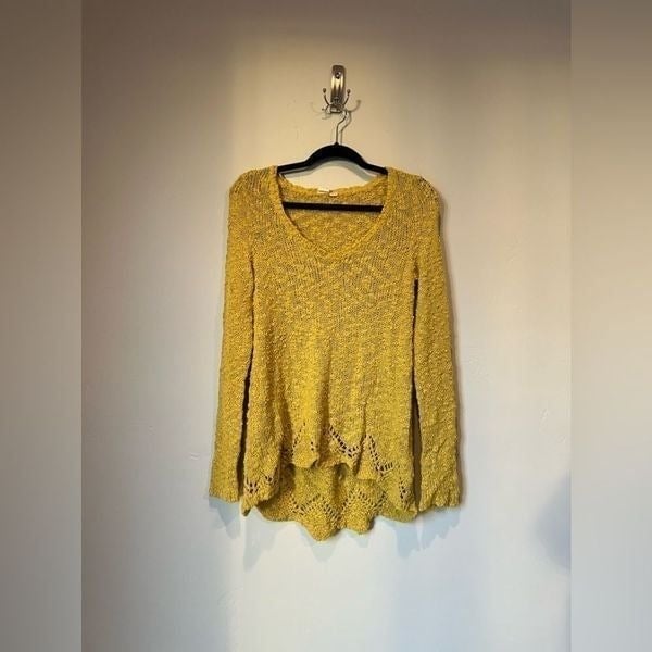 Simple Anthropologie’s Yellow Bird Crochet sweater size