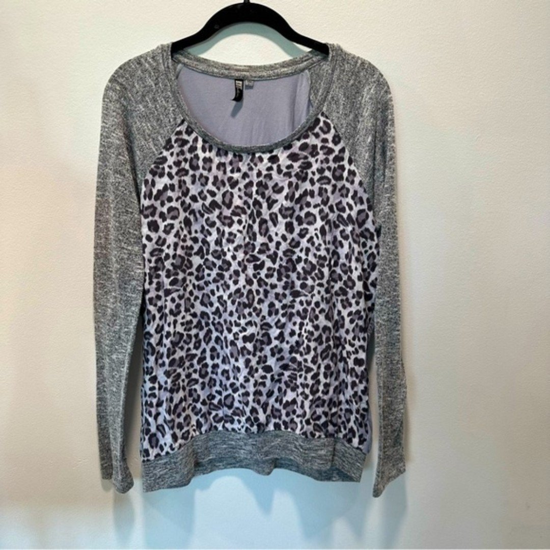 Cheap KUT Benter Animal Print Two-Tone Knit Mixed Material Top Womens size Large P9CcxznWo Great