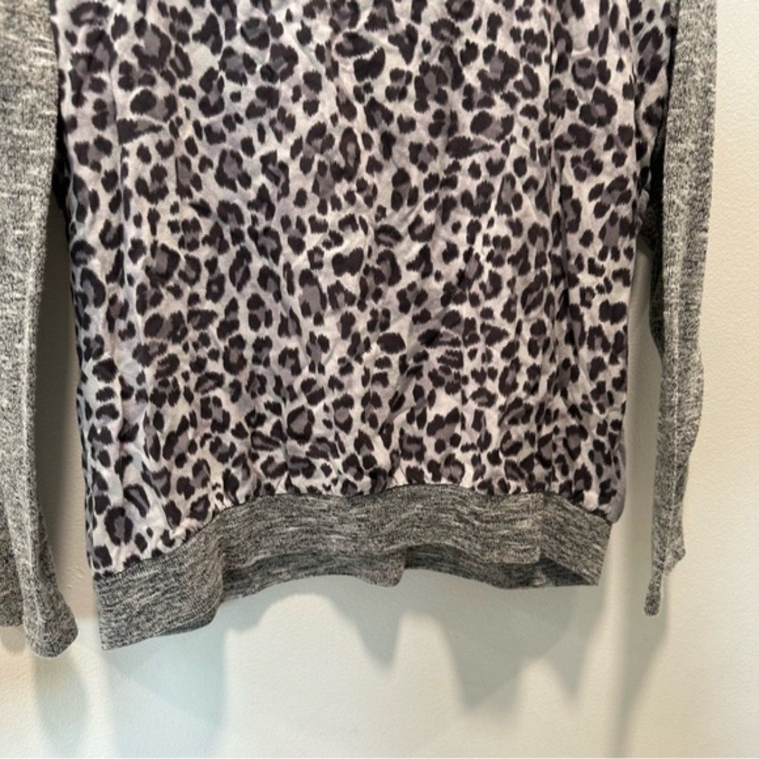 Cheap KUT Benter Animal Print Two-Tone Knit Mixed Material Top Womens size Large P9CcxznWo Great