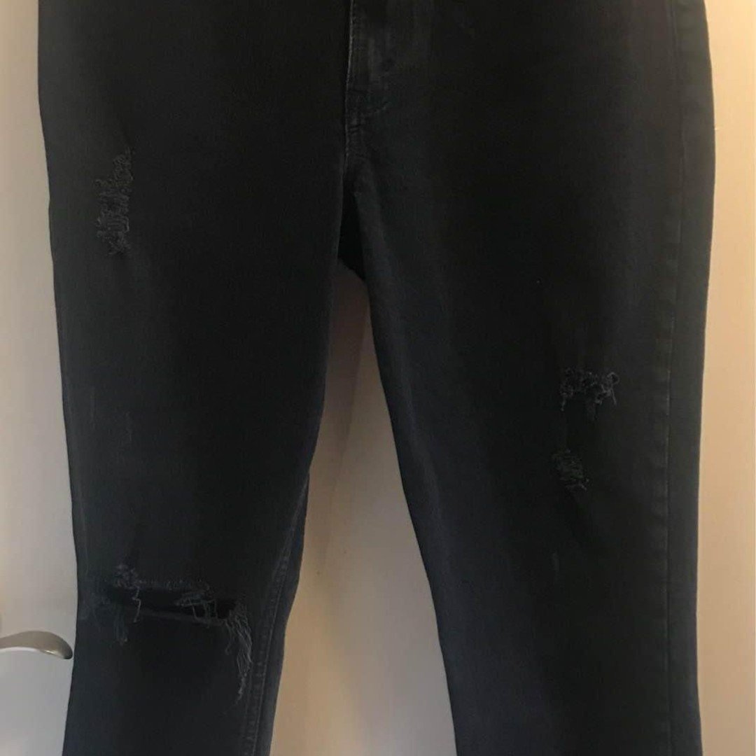 Great Abercrombie & Fitch The Mom High Rise Black Distressed Jeans Denim Size 8R iVeZQAKdx New Style