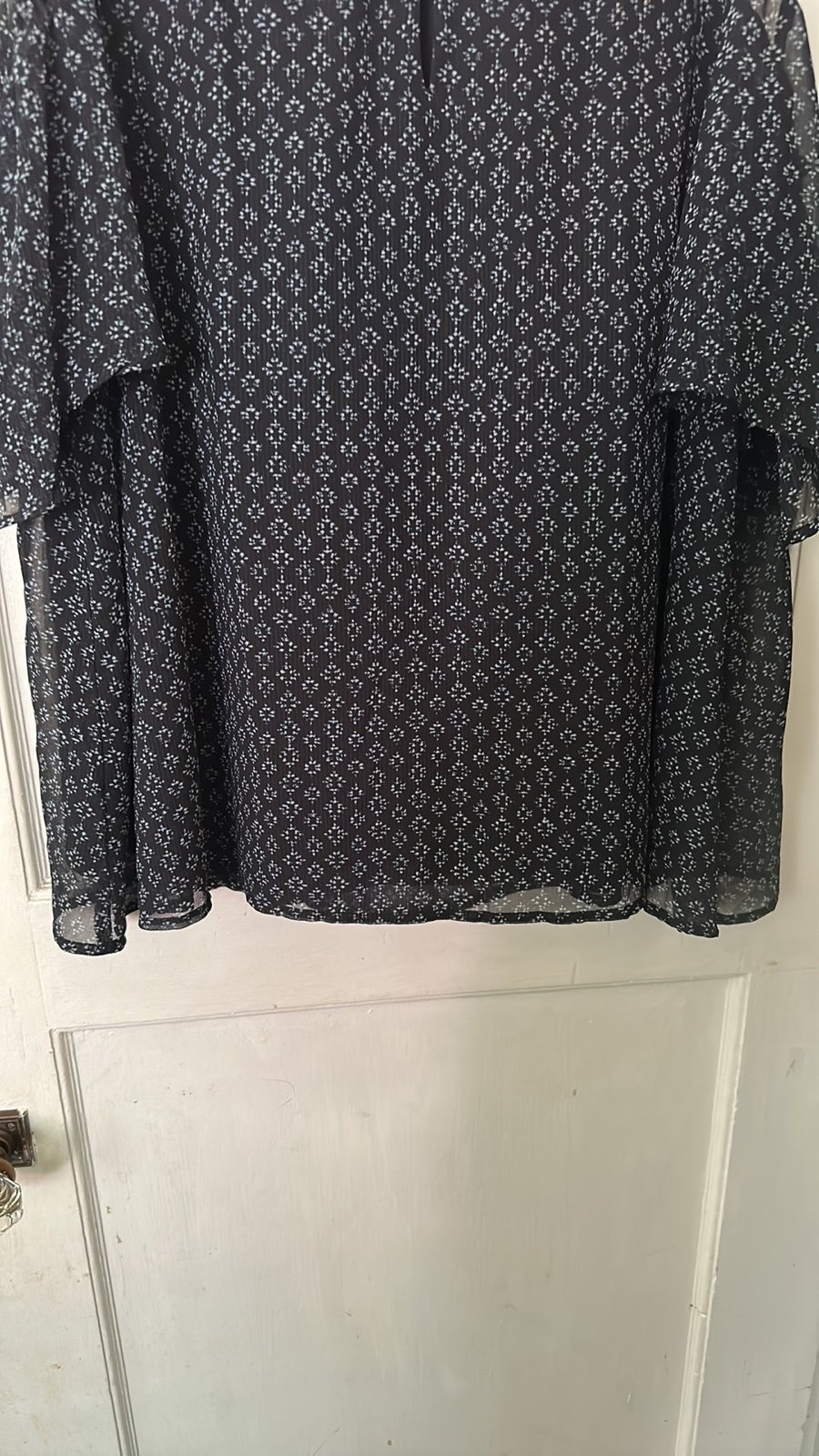 Great NWT Lane Bryant Cold Shoulder Flutter Sleeve Lined Blouse k7Q9AWwP6 Discount