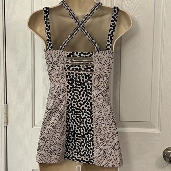 Gorgeous Lululemon Cream and Black Spotted Tank Top. Size 8 O3ixzC3V2 outlet online shop