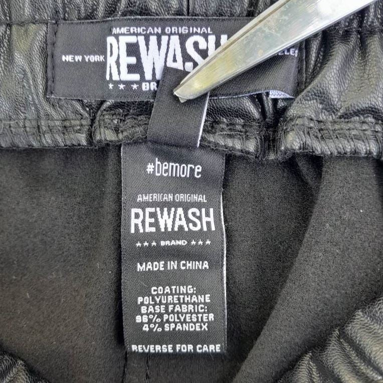 good price Rewash - Vegan Leather Shorts - Size Medium pCvGhLKcc Wholesale