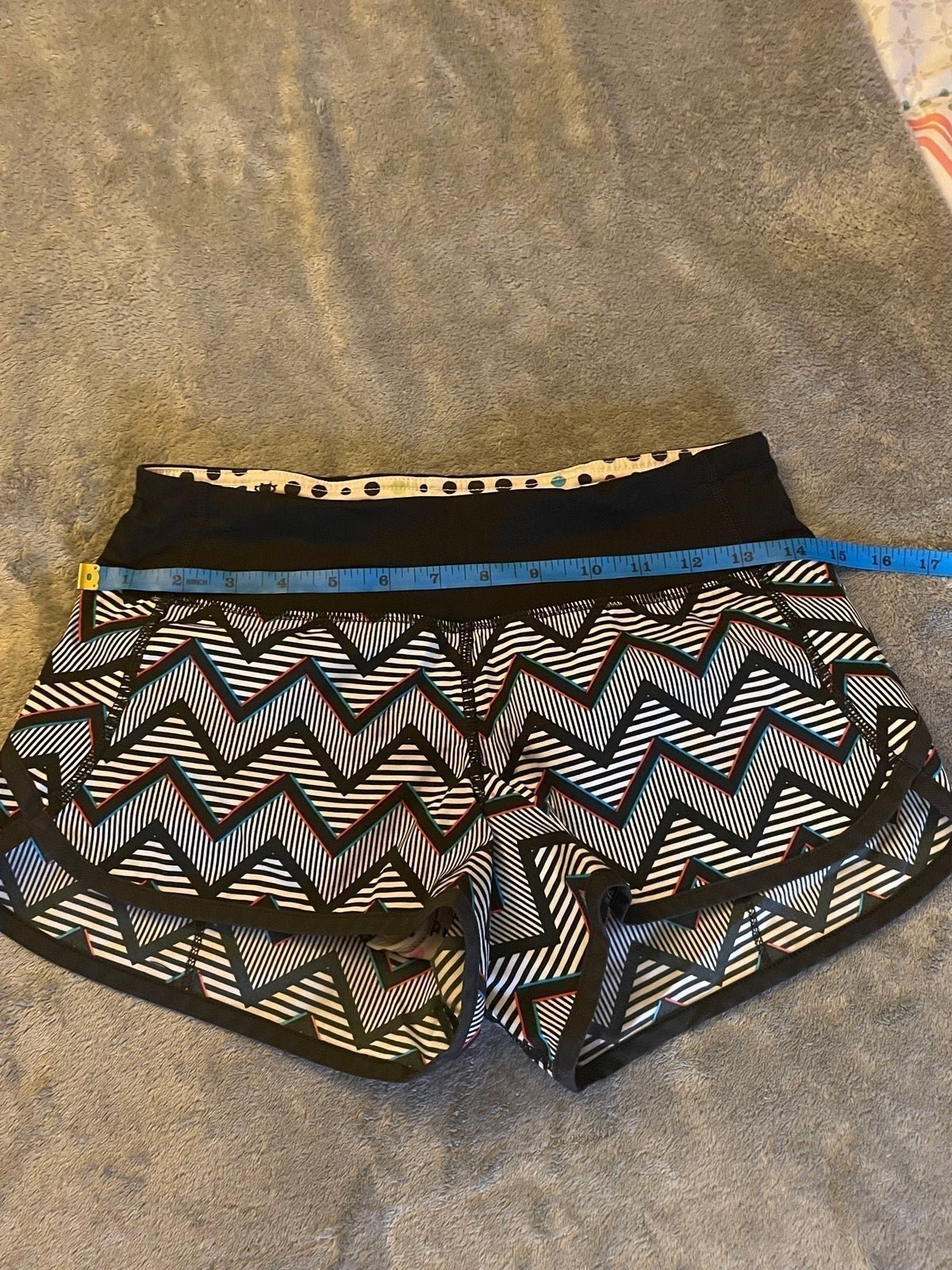 cheapest place to buy  Lululemon Speed Shorts Seawheeze 2014 size 2 in8V3veGS best sale