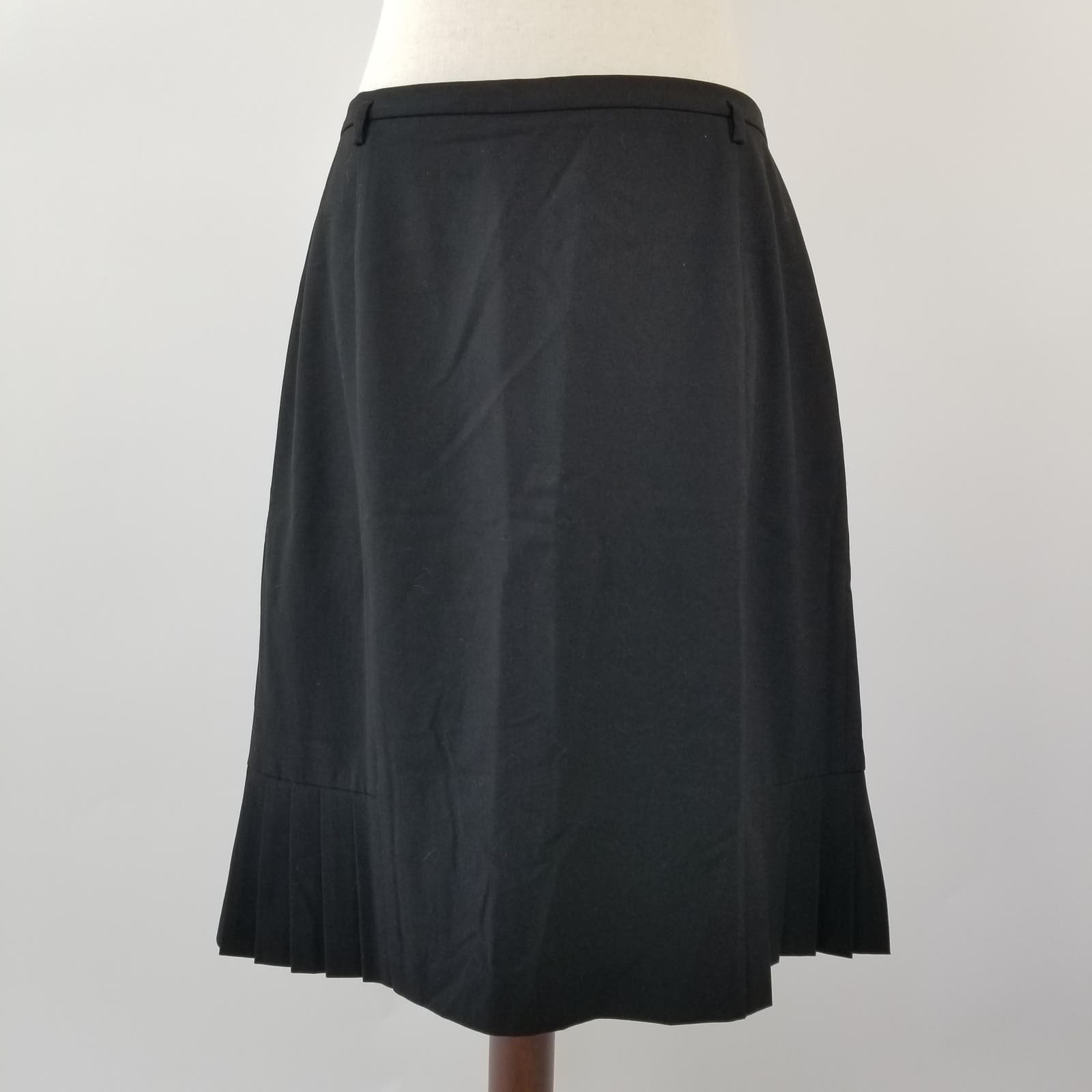 Nice Talbots Black Pleated Ruffle Hem Lined Rear Zip Skirt NEW Size 14P FQpSQapOw Fashion